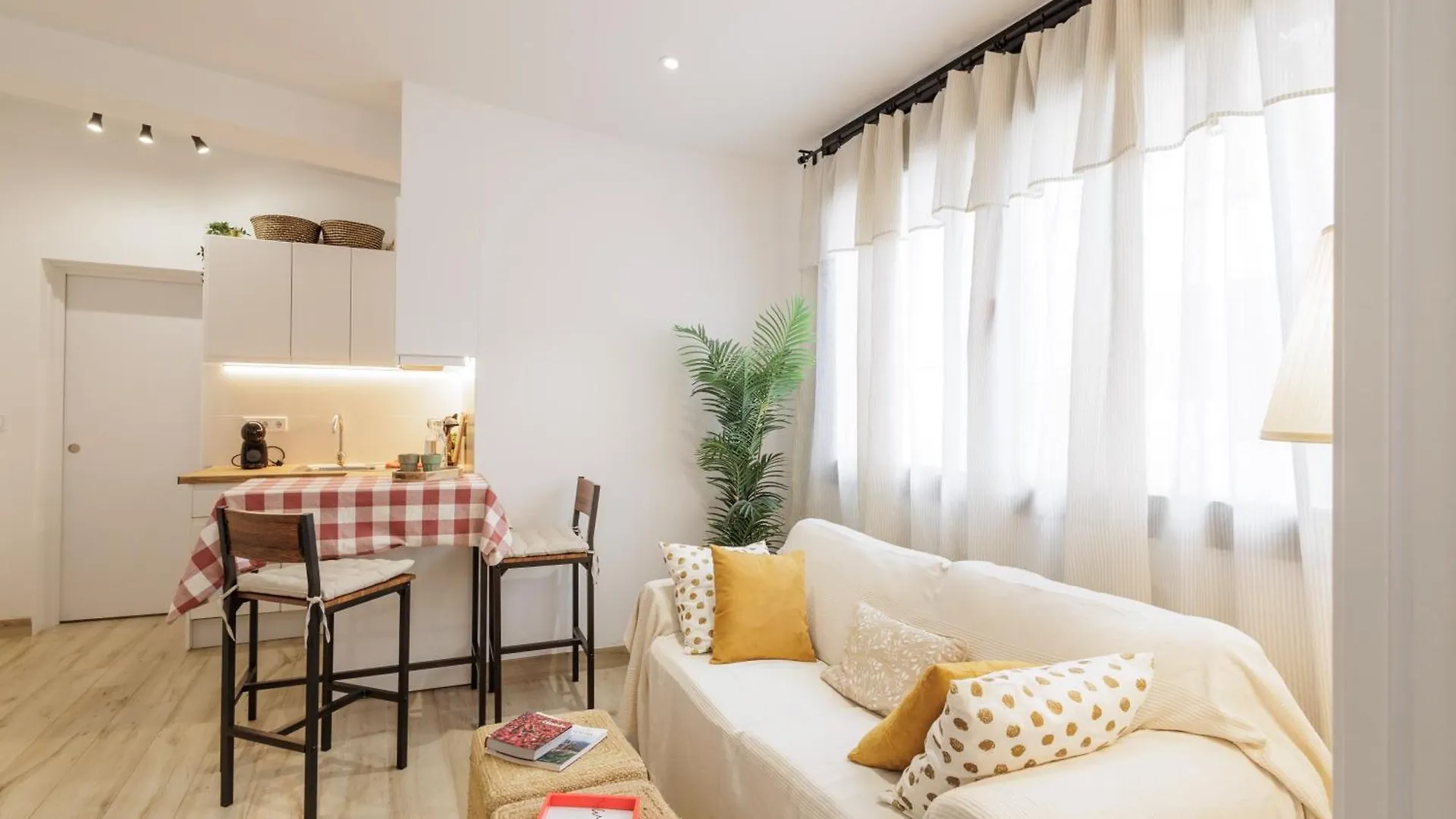 Apartament A Sant Celoni, Montseny, Barcelona Lägenhet