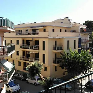 https://apartamento-en-el-puerto-de-llana.topcostabravahotels.com